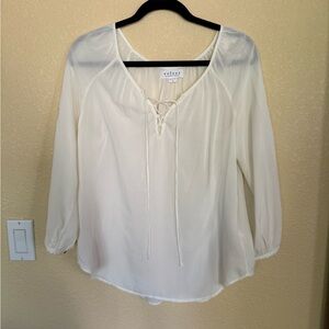 Velvet by Graham & Spencer Cream Tie Front Blouse Relaxed Fit